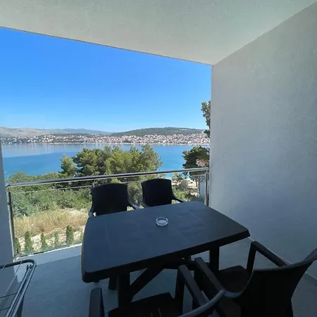 A&A Apartments By The Sea Trogir Exterior photo