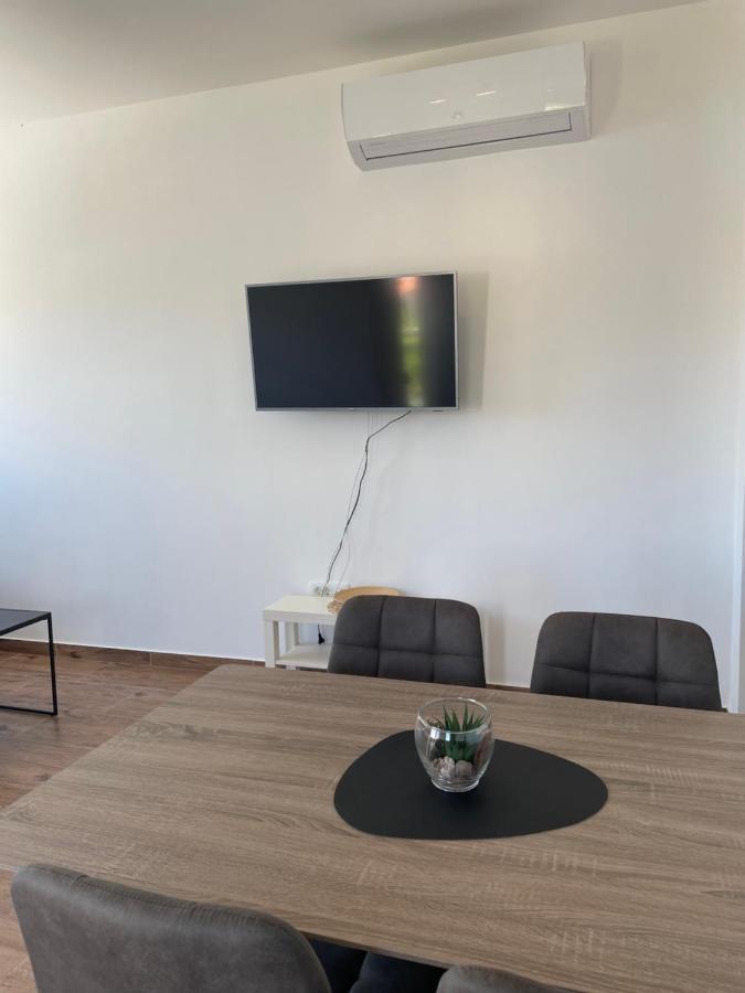A&a By The Sea Apartment Trogir
