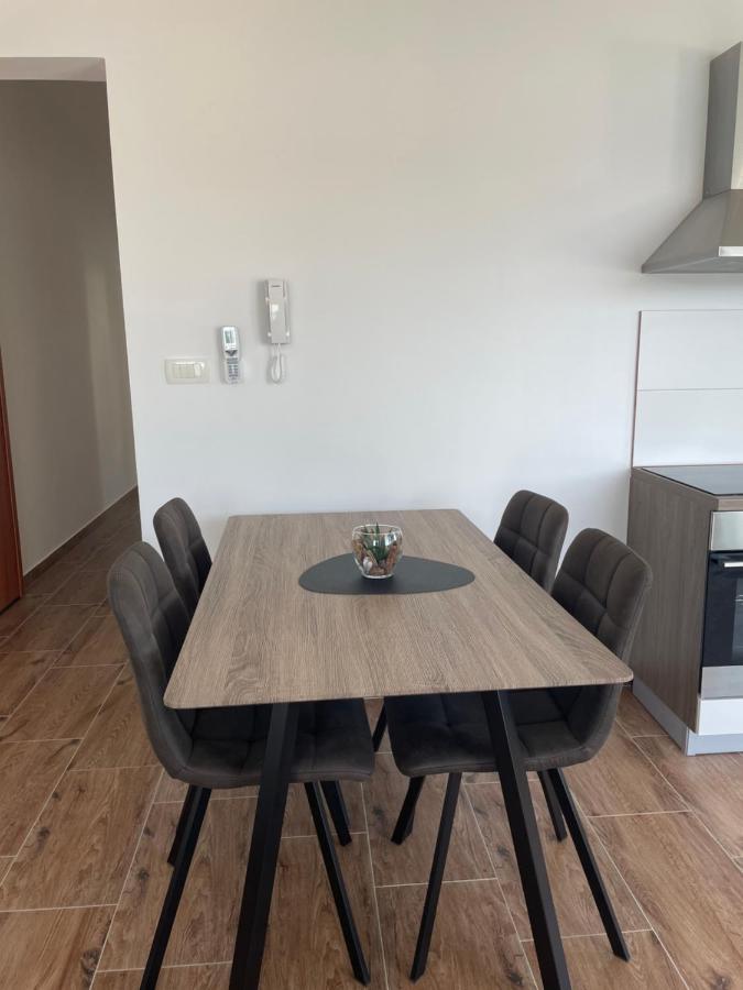 Apartment A&a By The Sea