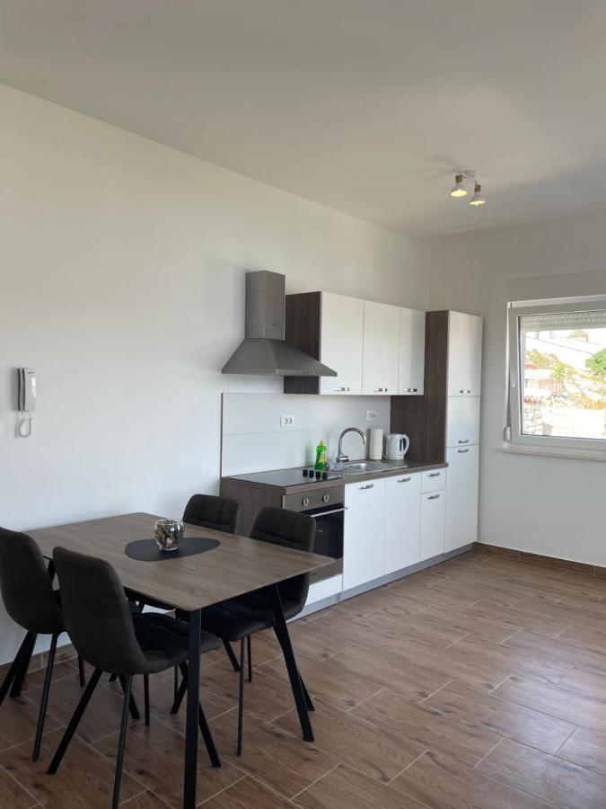 Apartment A&a By The Sea