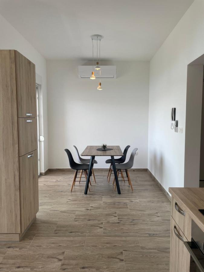 A&a By The Sea Apartment